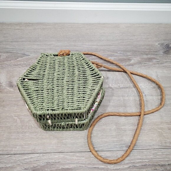 Mali + Lili Green Rattan Wicker Crossbody Bag Floral Lining Hexagon Shape - Picture 14 of 16